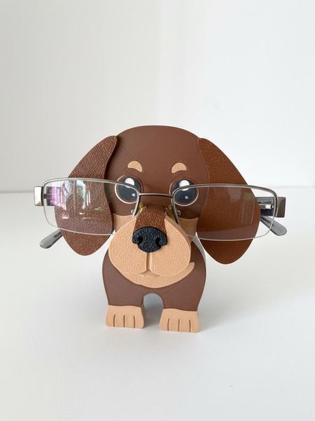 Stojak na okulary – Jamnik